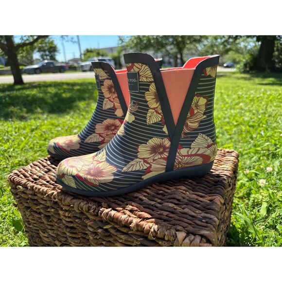 London Fog Picadilly Ankle Rainboots Size 6 - Picture 4 of 8